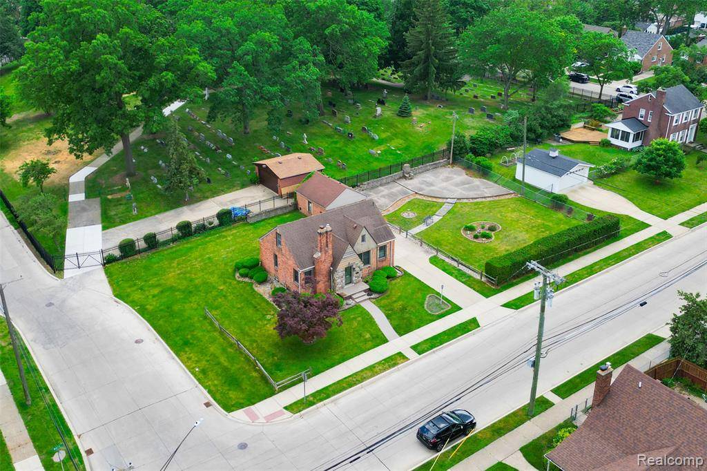 Dearborn, MI 48128,23211 Myrtle Street