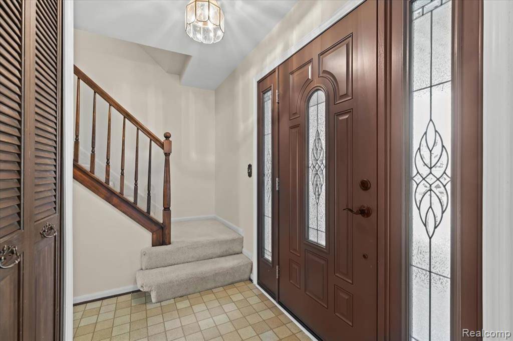 Livonia, MI 48154,15212 Riverside Street