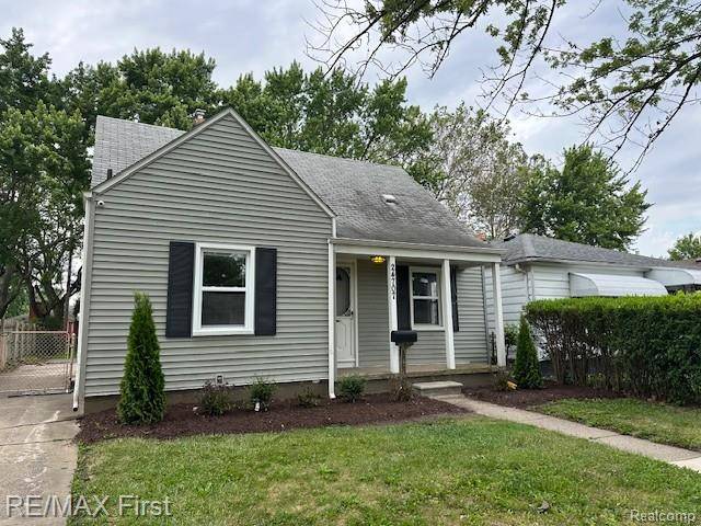 Eastpointe, MI 48021,24707 SAXONY Avenue