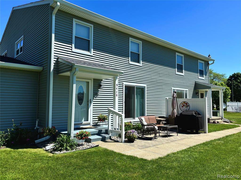 Davison, MI 48423,9418 Parkwood Drive N 11