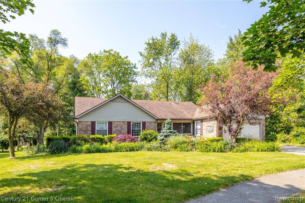 Novi, MI 48375,44855 Yorkshire Drive