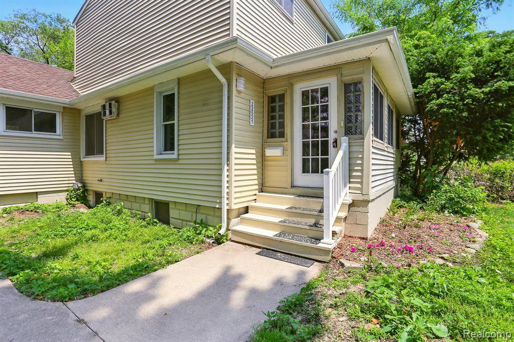 St. Clair Shores, MI 48082,22521 Hoffman Street