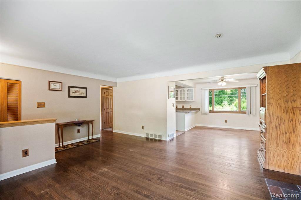 Harrison Twp, MI 48045,35175 Beaconhill Street