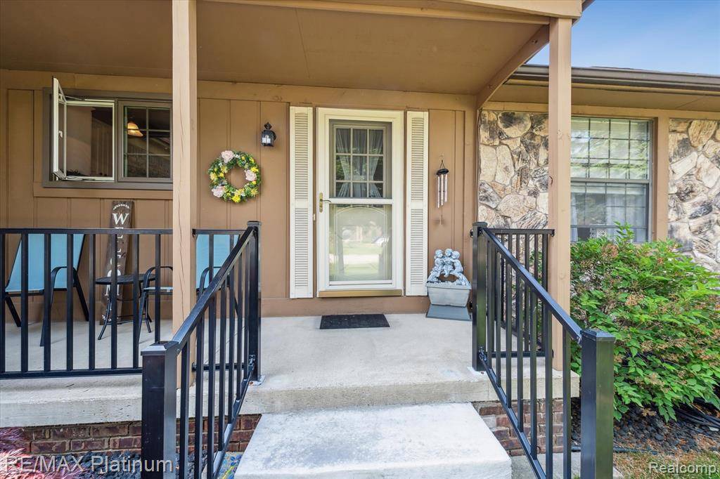 Green Oak Twp, MI 48178,12132 Lexington Drive 2