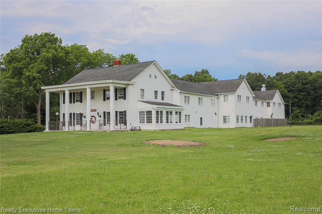 Algonac, MI 48001,9334 River Road
