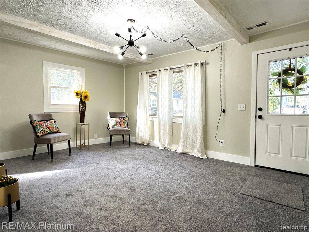 Lansing, MI 48912,311 S Foster Avenue