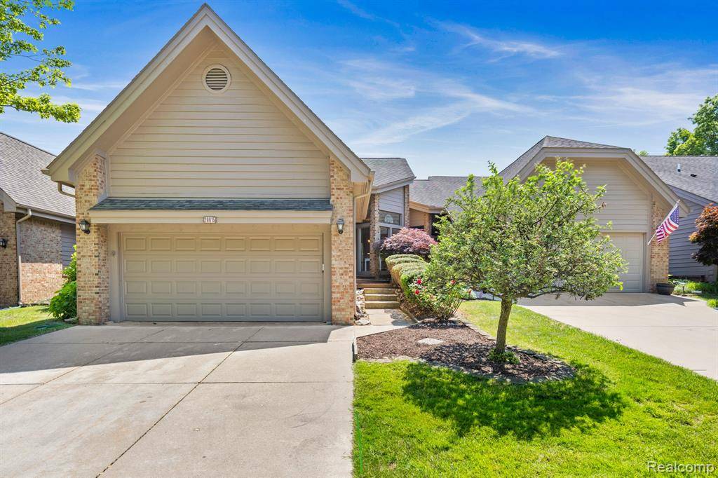 Farmington Hills, MI 48334,29615 Meadowridge