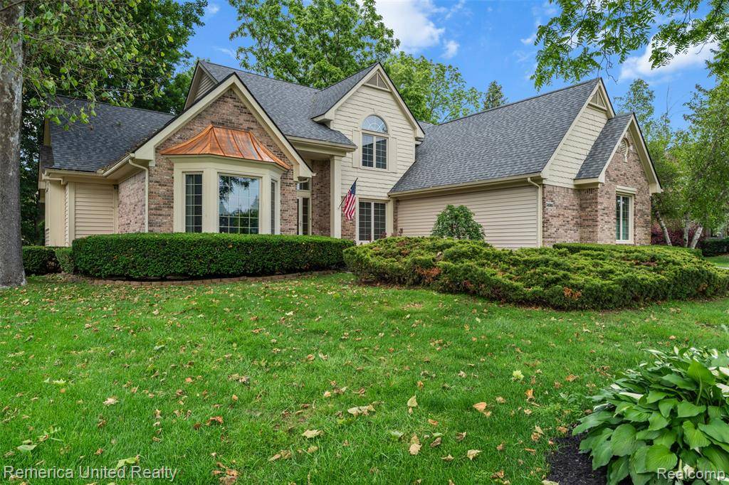 South Lyon, MI 48178,54366 Royal Troon Drive