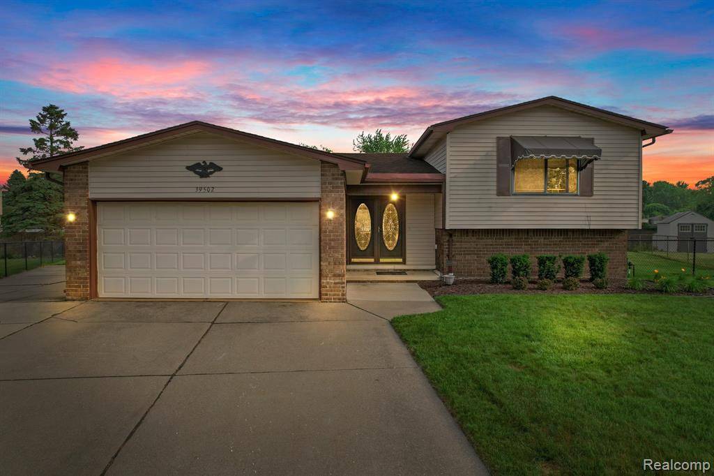 Sterling Heights, MI 48313,39502 Salvatore Drive