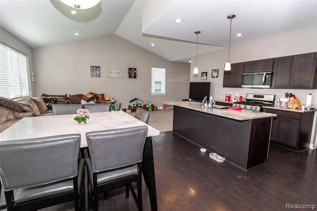 Lapeer, MI 48446,1408 Lincoln Street