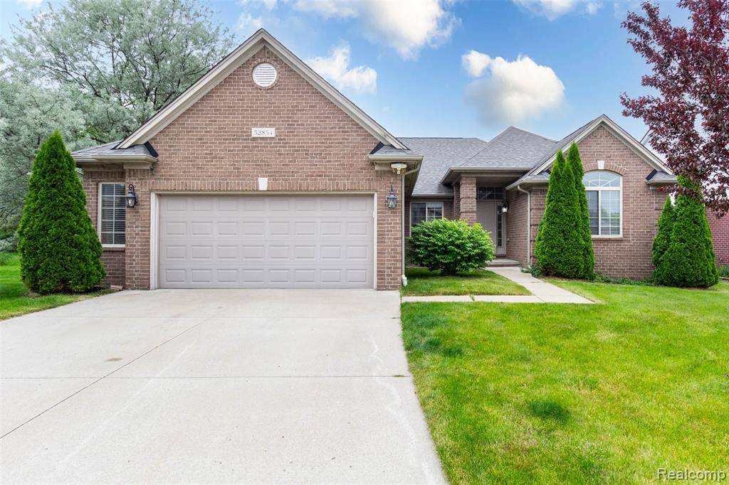 New Baltimore, MI 48051,52854 Schafers Run Court
