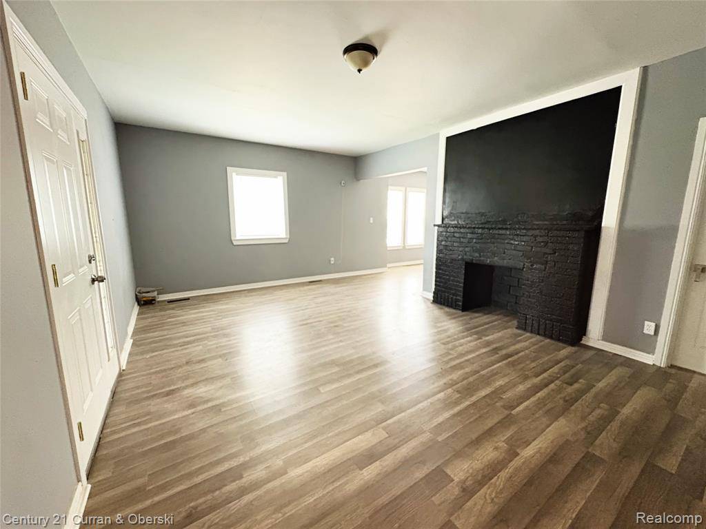 Detroit, MI 48206,8438 Dexter Avenue