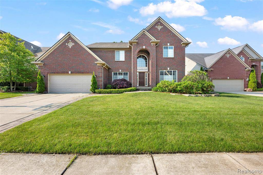 Troy, MI 48083,392 Gunston Court
