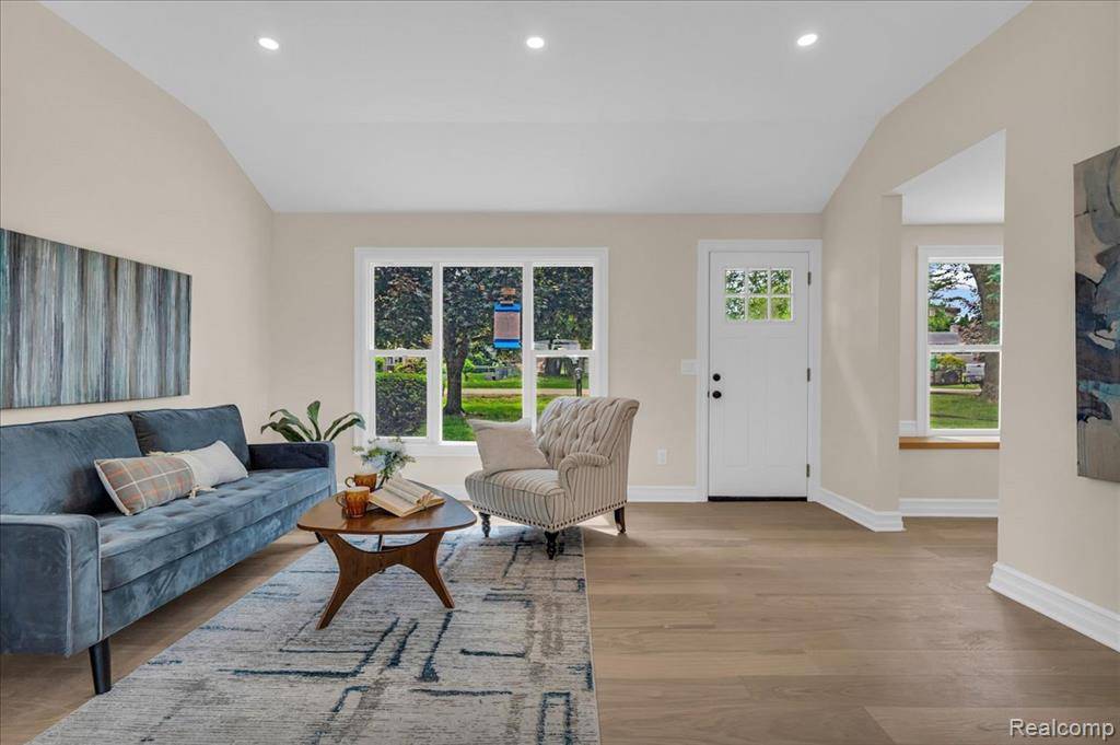 Grosse Ile Twp, MI 48138,27853 Johnson Road