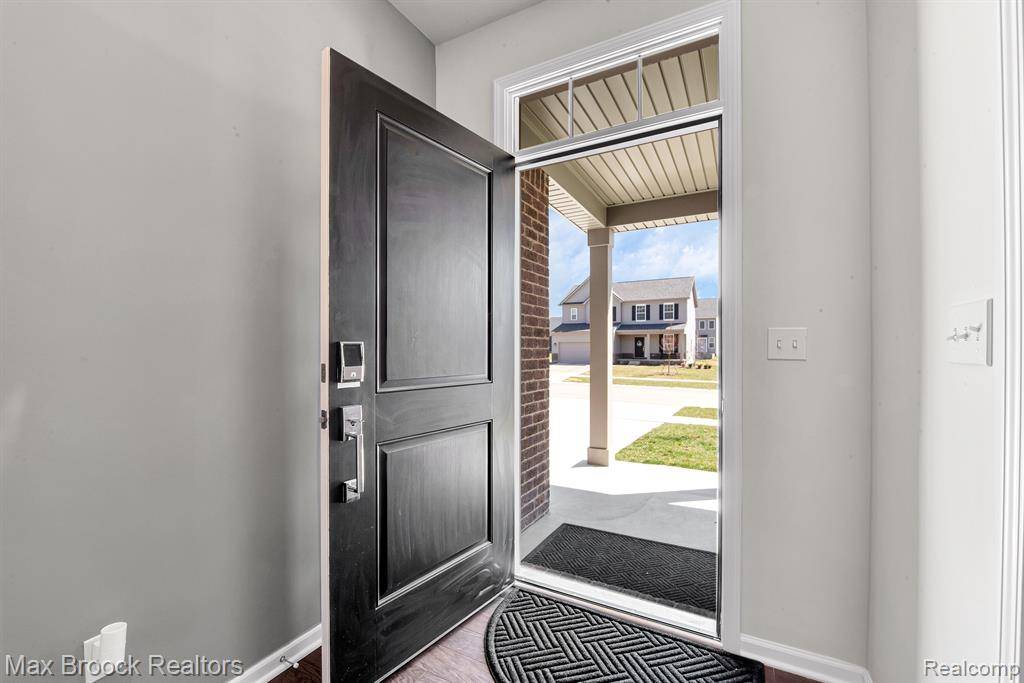 Saline Twp, MI 48176,2799 GALLOP Way