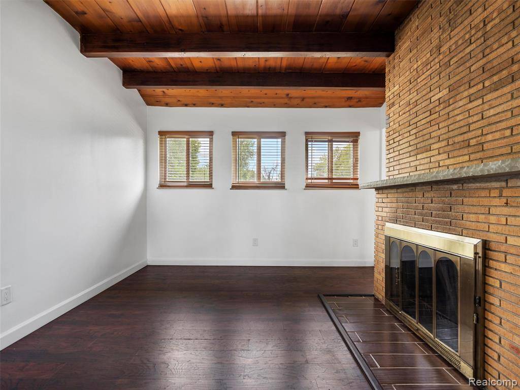 Oak Park, MI 48237,23400 MARLOW Street