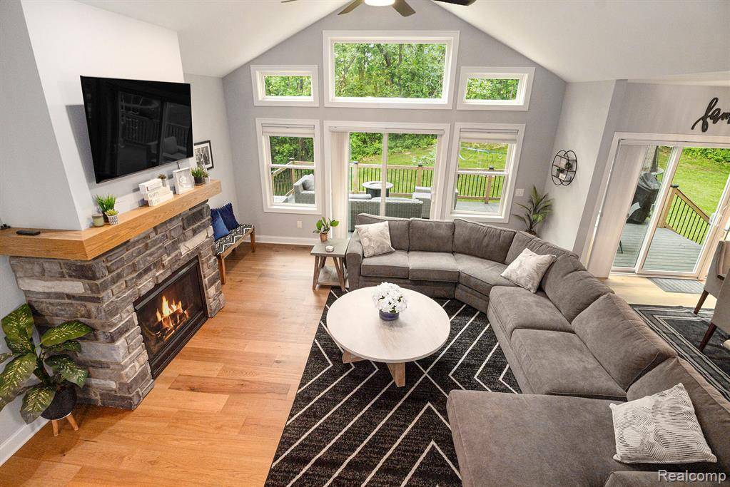 Genoa Twp, MI 48116,5950 Mountain Top Drive