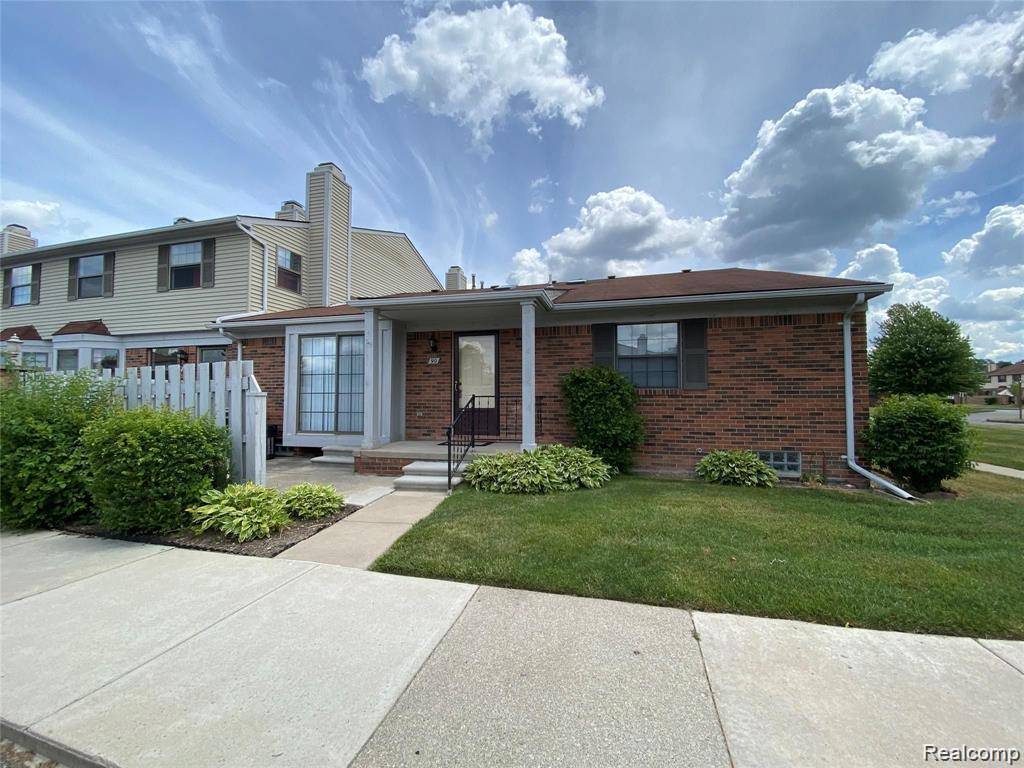 Canton Twp, MI 48188,2101 VINE Way 90