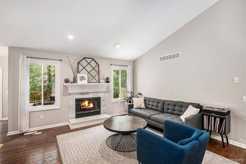 Waterford Twp, MI 48327,7907 Hoffman Drive