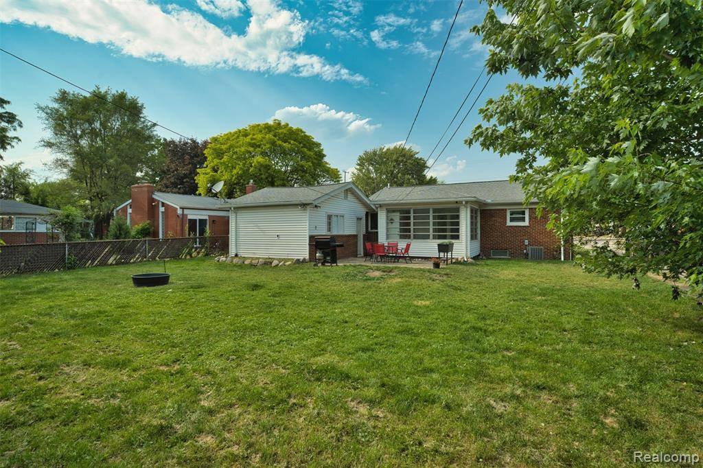 Sterling Heights, MI 48314,11214 Canal Road