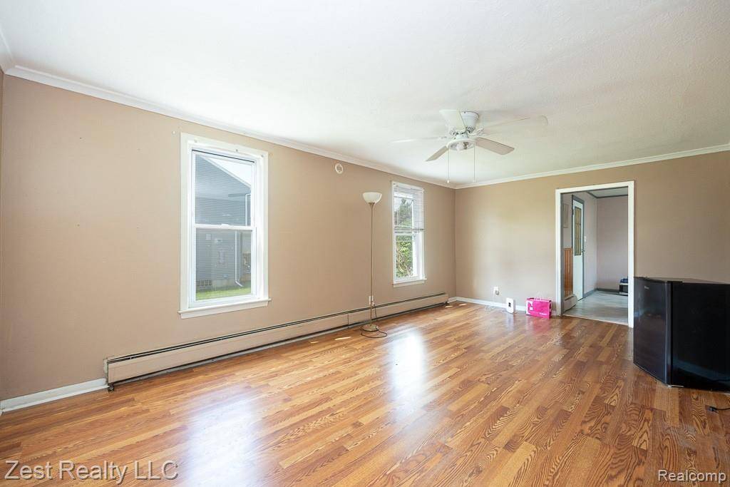 Oak Park, MI 48237,24231 Coolidge Highway