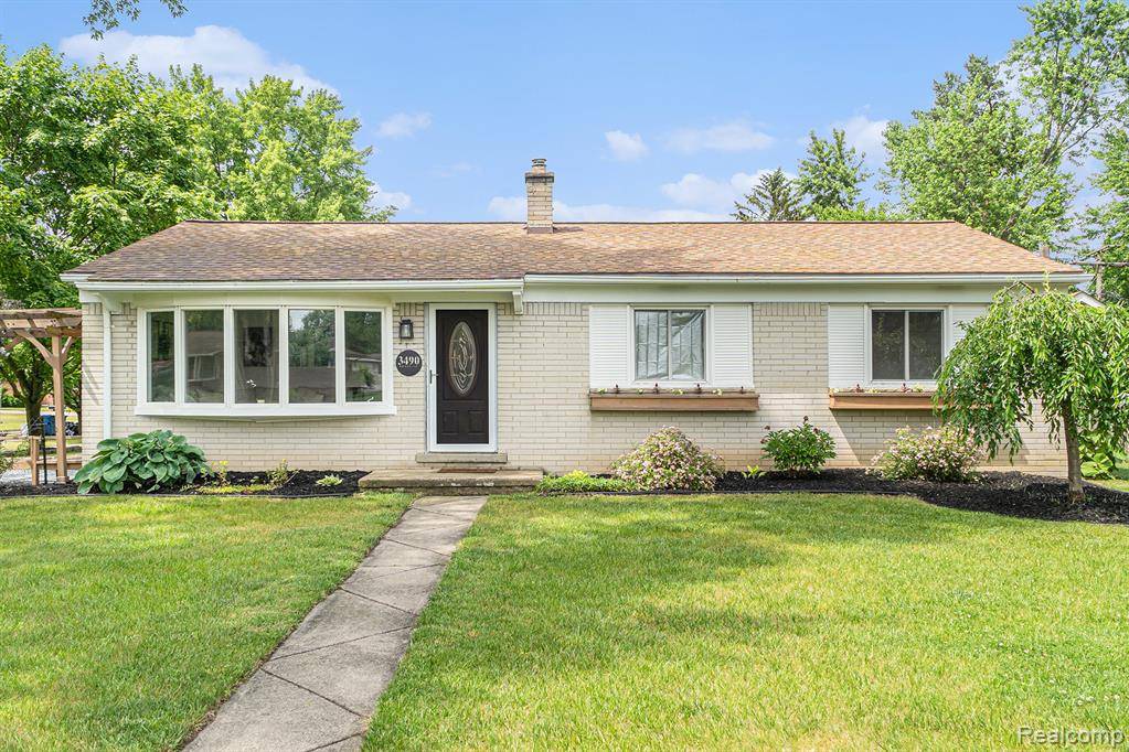 Waterford Twp, MI 48329,3490 Levee Street