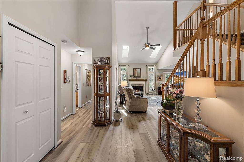 Orion Twp, MI 48360,372 Four Seasons Drive