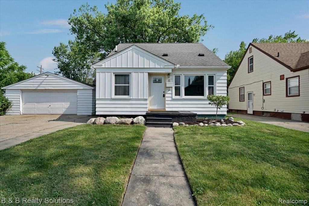 Pontiac, MI 48340,61 E Longfellow Avenue