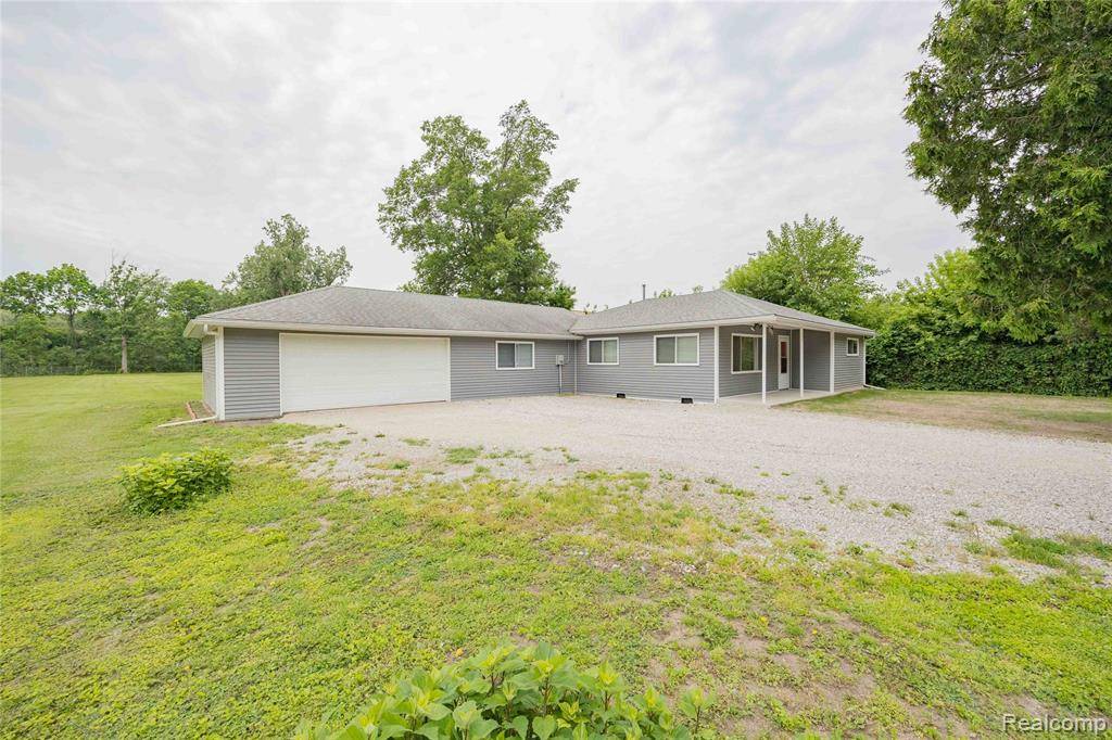 Romulus, MI 48174,36093 Herman Street