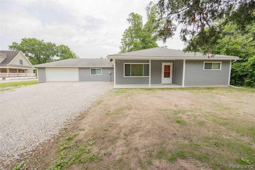 Romulus, MI 48174,36093 Herman Street