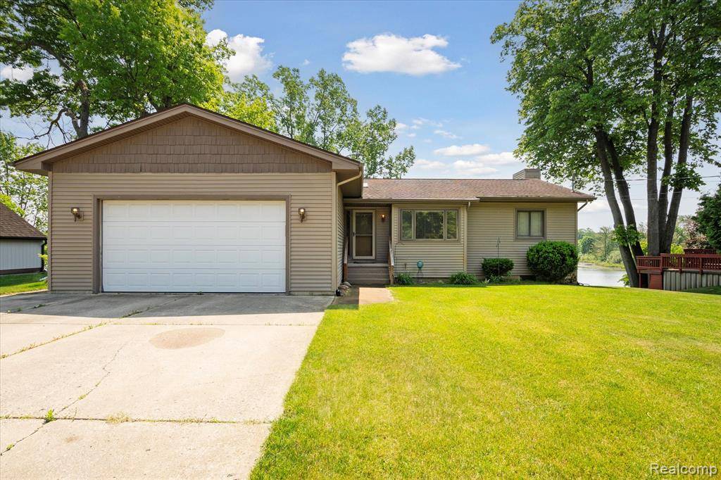 Hartland Twp, MI 48114,88 W Peterson Drive