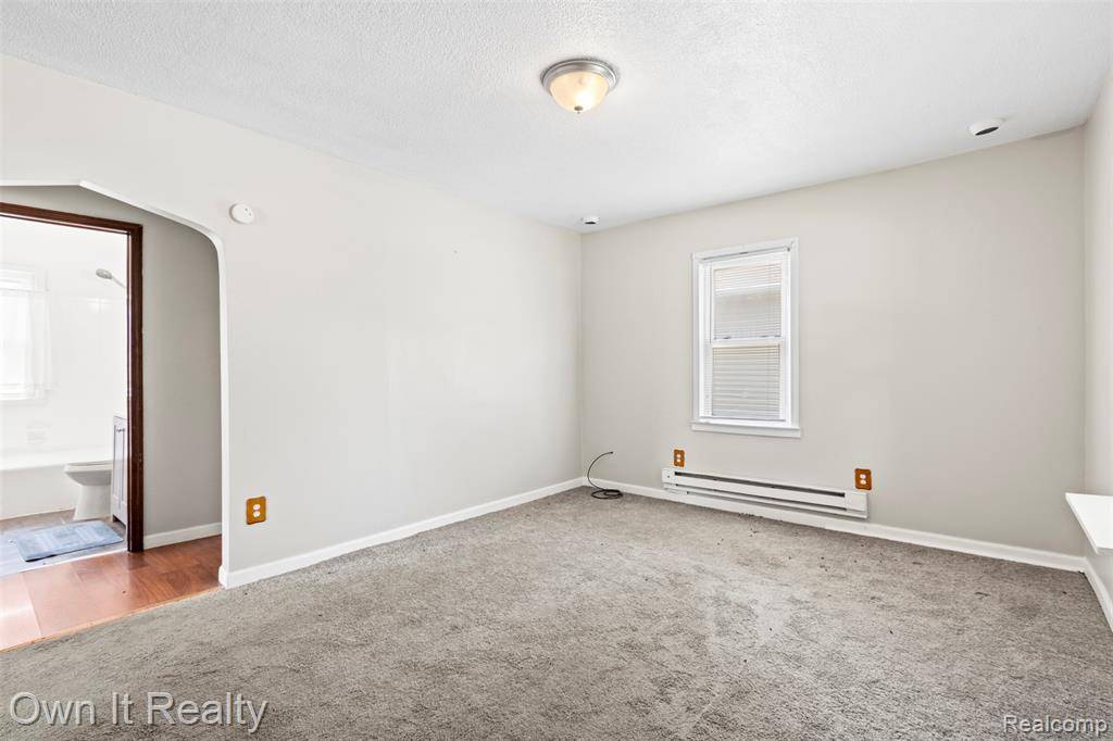 Warren, MI 48089,12408 Sarsfield Avenue