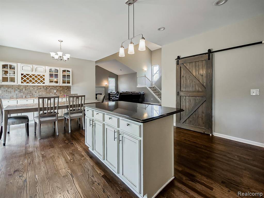 White Lake Twp, MI 48386,8595 Eastway Drive