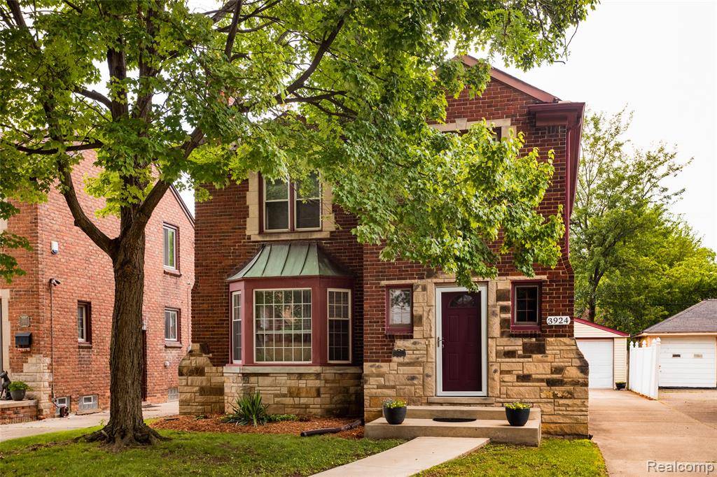 Detroit, MI 48224,3924 Yorkshire Road