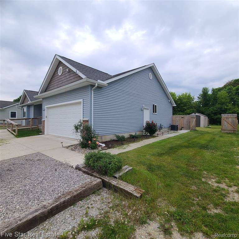 Marine City, MI 48039,105 Degurse Avenue