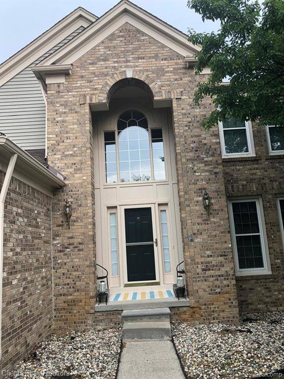 West Bloomfield Twp, MI 48324,2128 TIMBERRIDGE Court