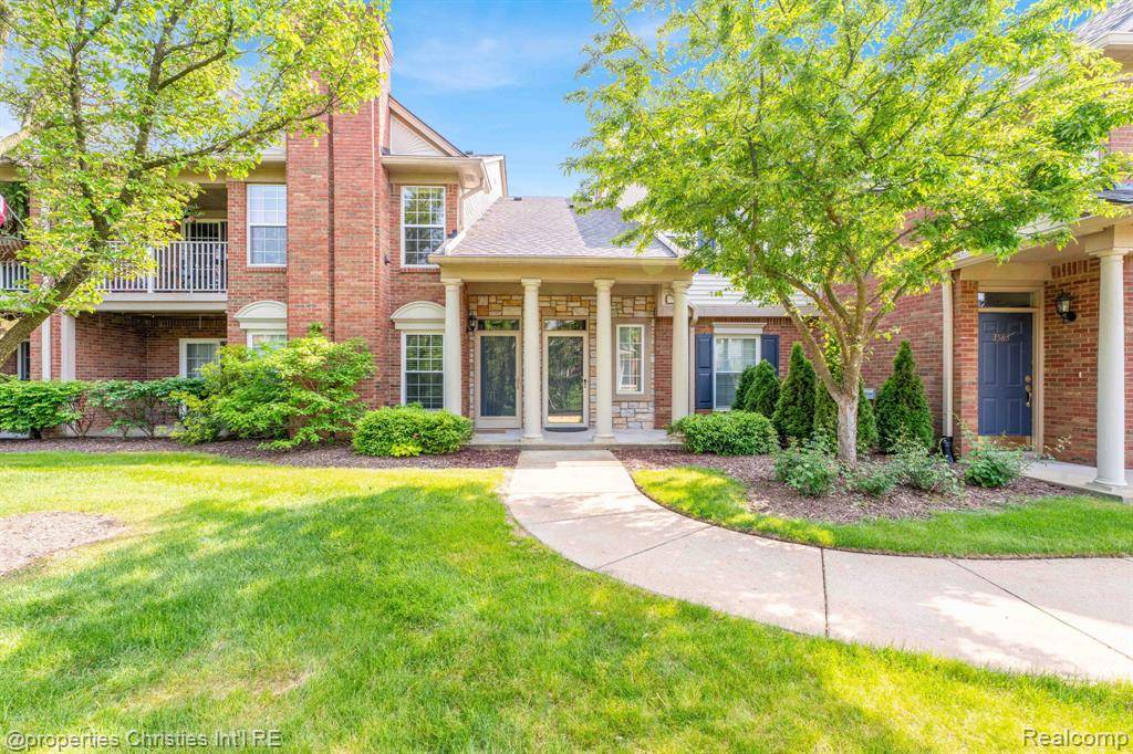 Rochester, MI 48306,3581 Oakmonte Boulevard 60