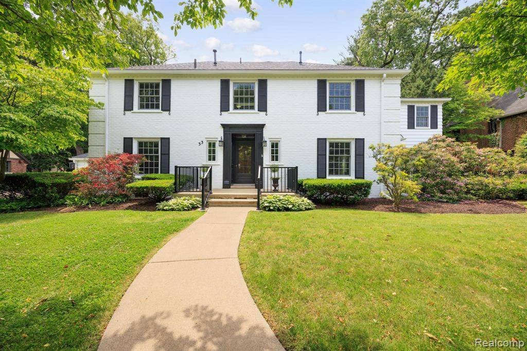 Pleasant Ridge, MI 48069,33 Oxford Boulevard