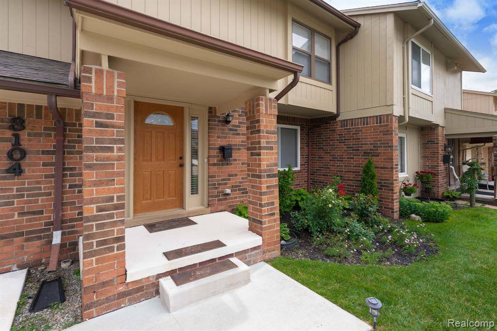 Detroit, MI 48207,3104 Woods Circle