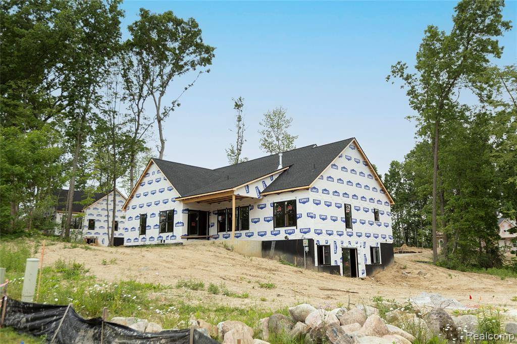 Green Oak Twp, MI 48116,9744 Chalfonte Drive