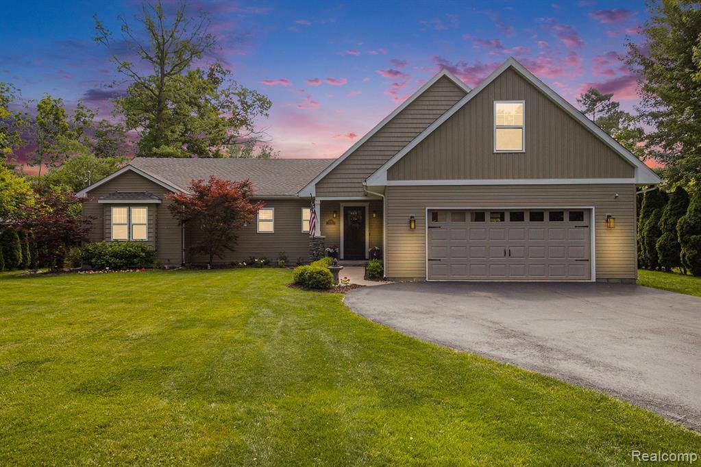 Grosse Ile Twp, MI 48138,22085 Thorofare Road