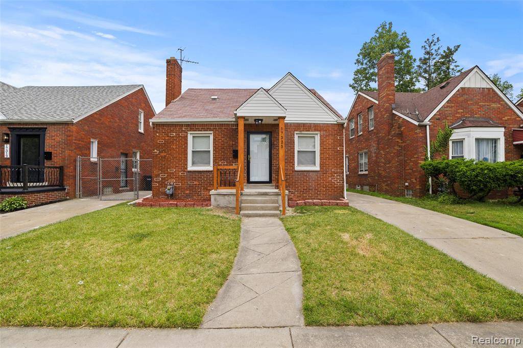 Detroit, MI 48235,17325 Mansfield Street
