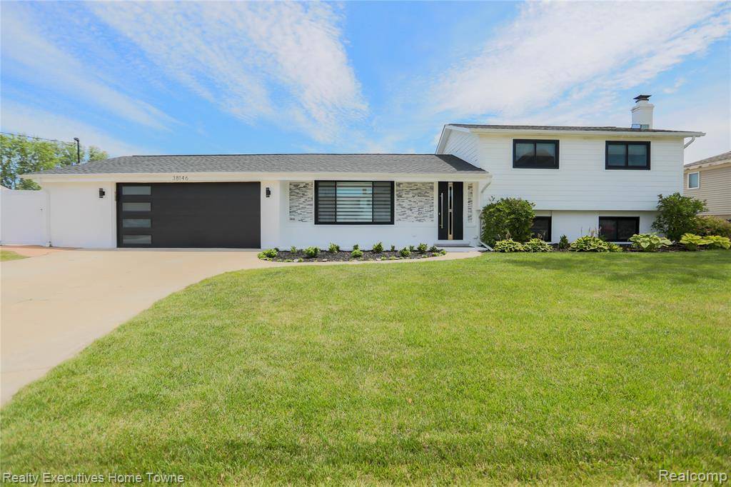 Harrison Twp, MI 48045,38146 Mast Street