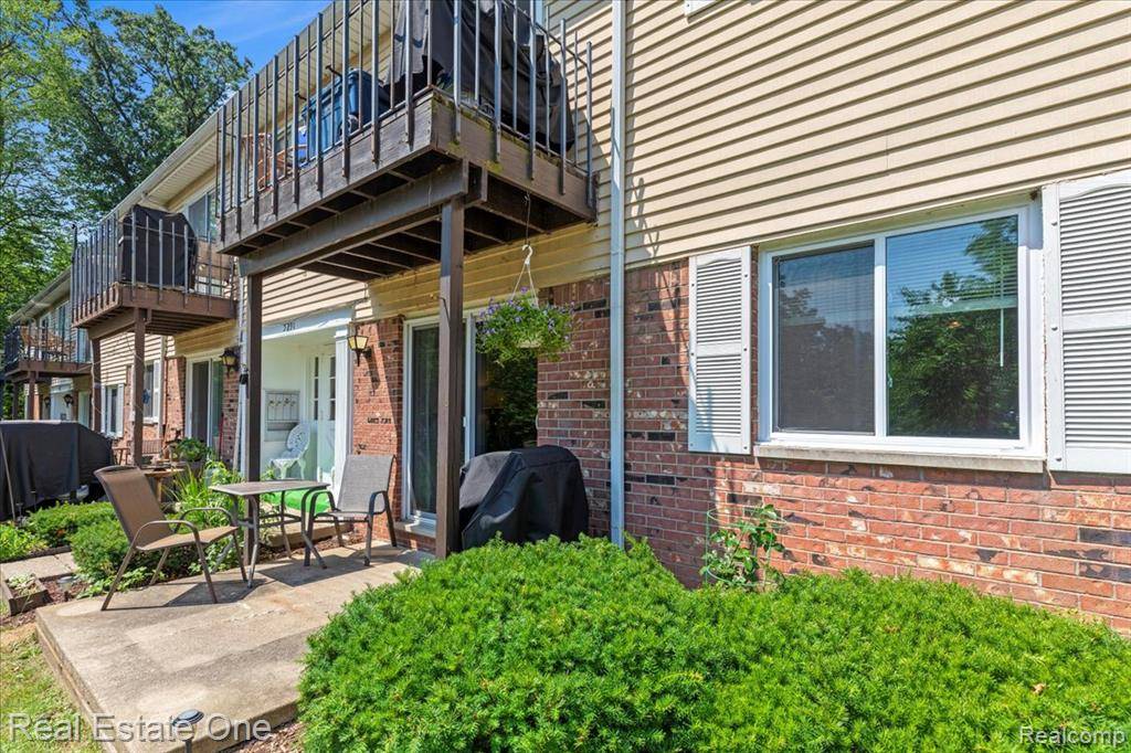 Waterford Twp, MI 48327,5291 Highland Road 104