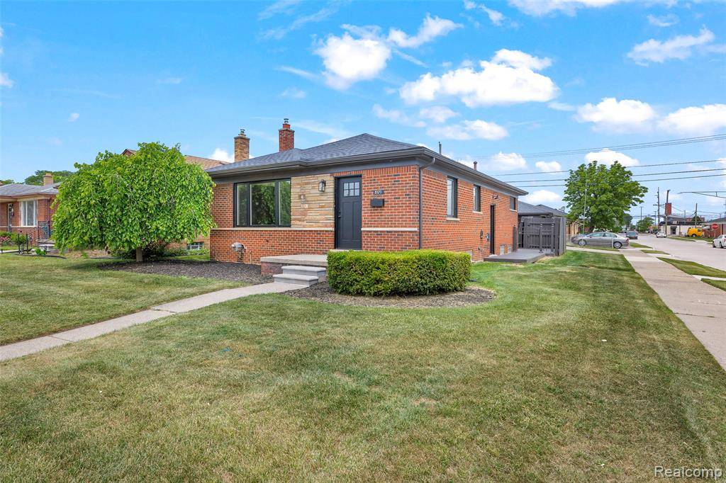Warren, MI 48093,8171 Marian Street
