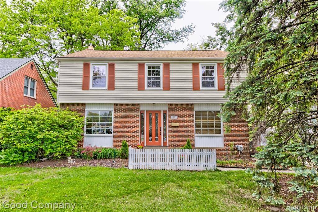 Royal Oak, MI 48073,1012 W 12 MILE Road