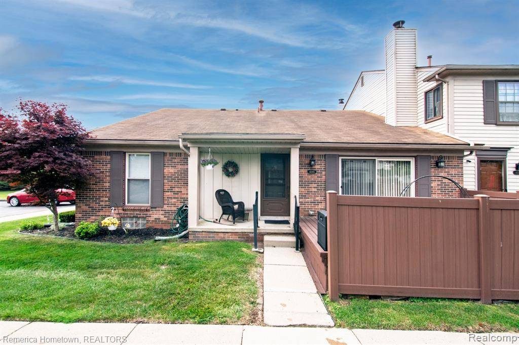 Canton Twp, MI 48188,41195 Southwind Drive 19