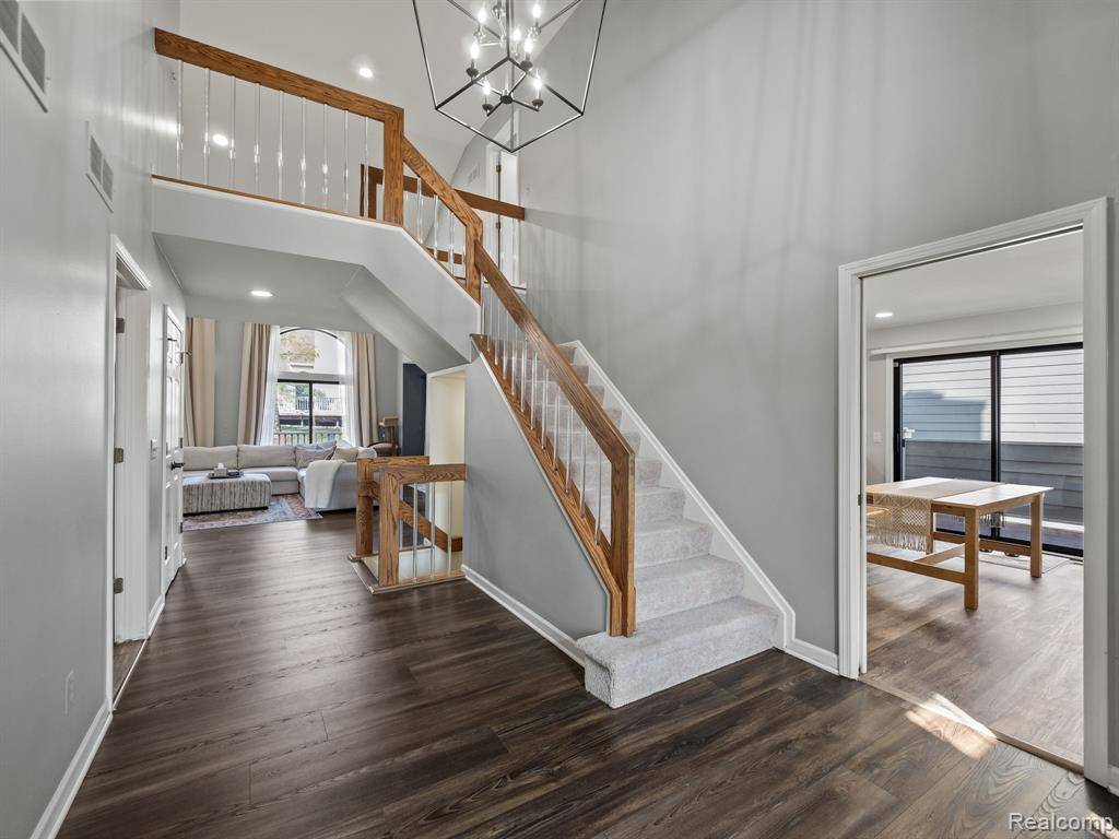 Bloomfield Twp, MI 48304,2470 Inglehill Pointe