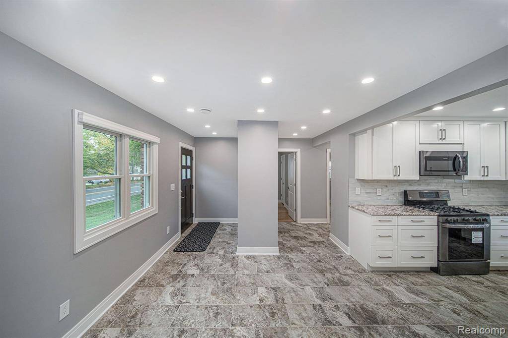 West Bloomfield Twp, MI 48323,7175 Richardson Road