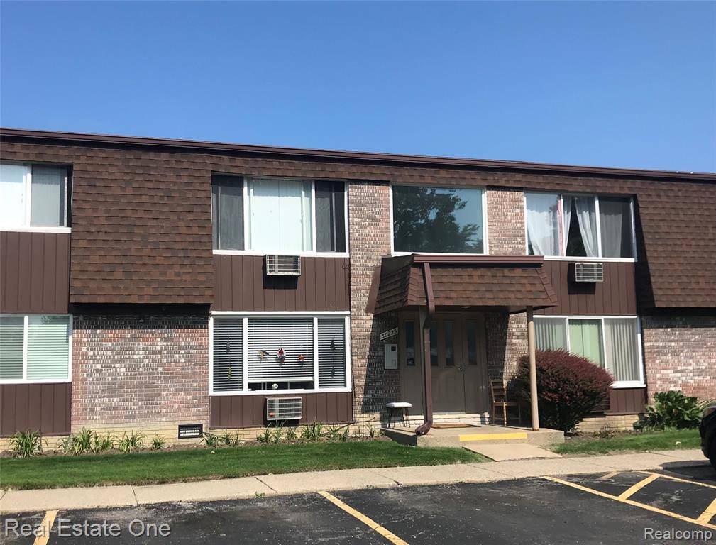 Roseville, MI 48066,30225 Utica Road D 226D
